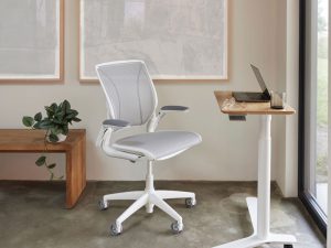 صندلی استاندارد برای مطالعه چه ویژگی هایی دارد؟